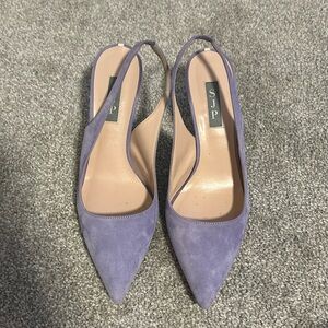 SJP by Sarah Jessica Parker Simplicity 39